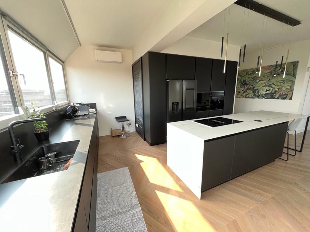 cucina-moderna-nero-marmo