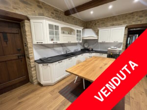 PROMO - CUCINA CLASSICA IN LEGNO FRASSINO BIANCO